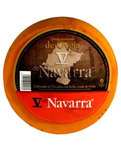 Smoked sheep cheese from Navarra Fabeiro piece of 3 kg approx.