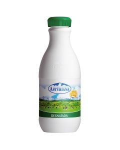 Skimmed milk Central Lechera Asturiana bottle 1,5 l