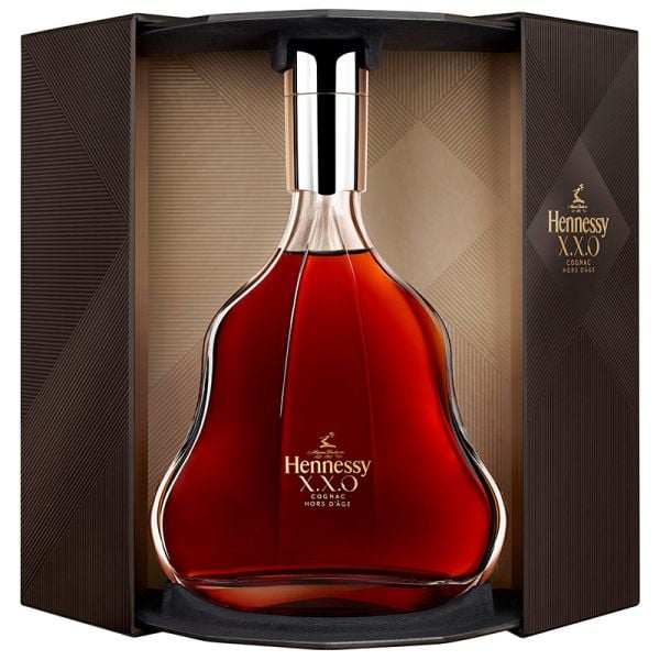 Hennessy X.X.O. gift box cognac 1 litre