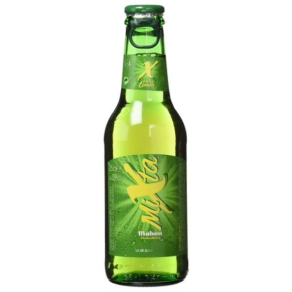 Beer with lemon Shandy Mixta Mahou 25 cl bottle