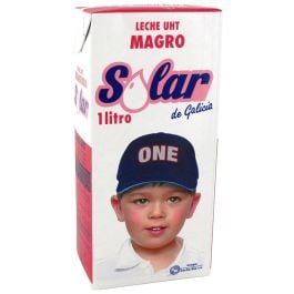 Skimmed milk Solar 1l carton